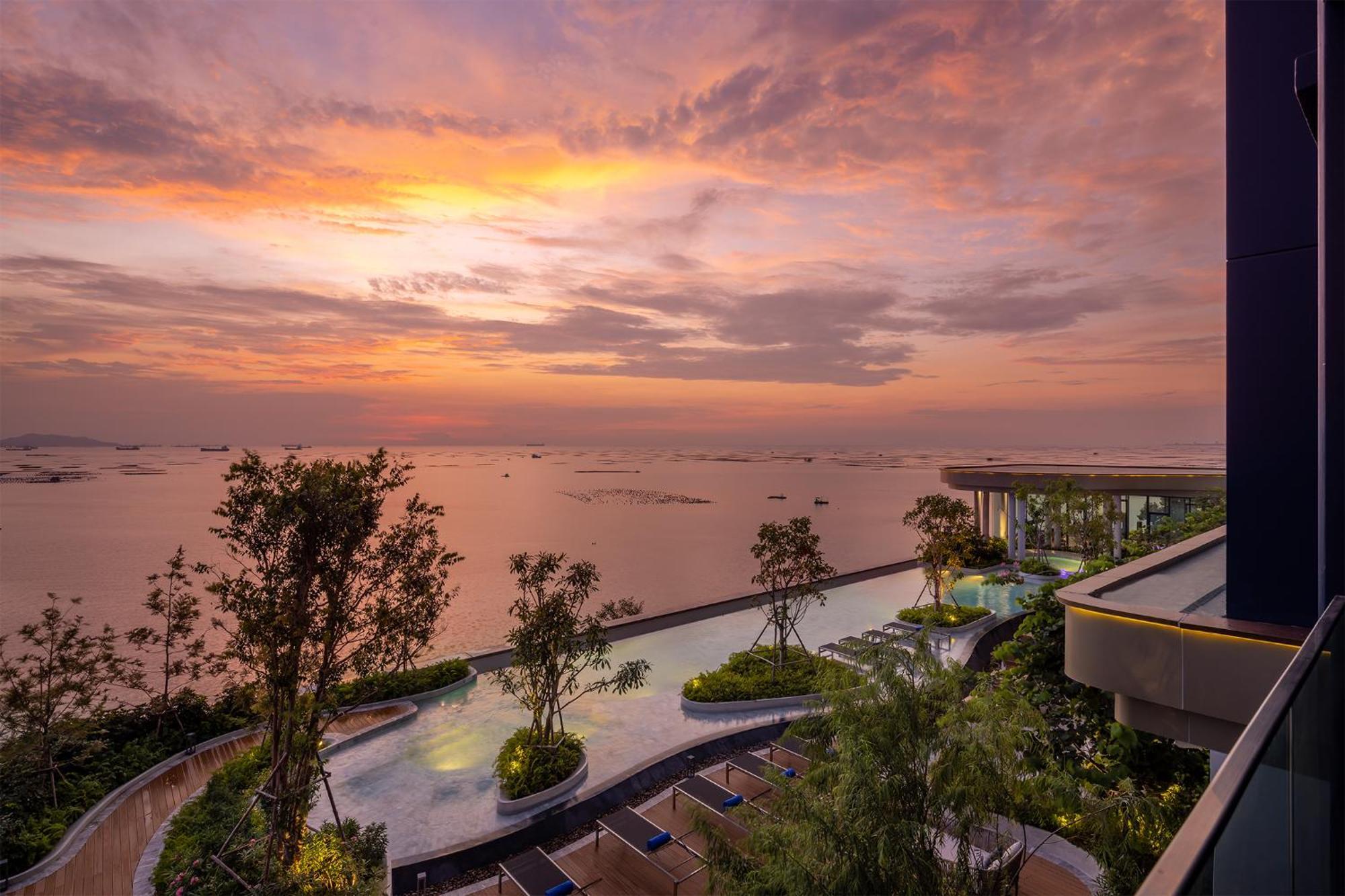 S Sriracha Hotel & Residence Si Racha Exterior photo